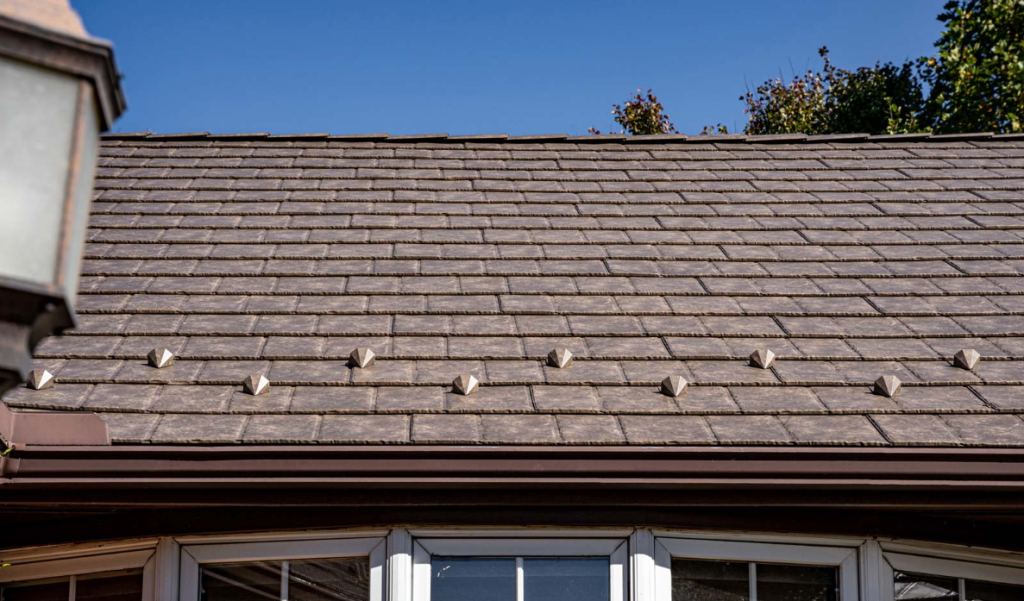 Brown metal shingle-style roof on a residential home